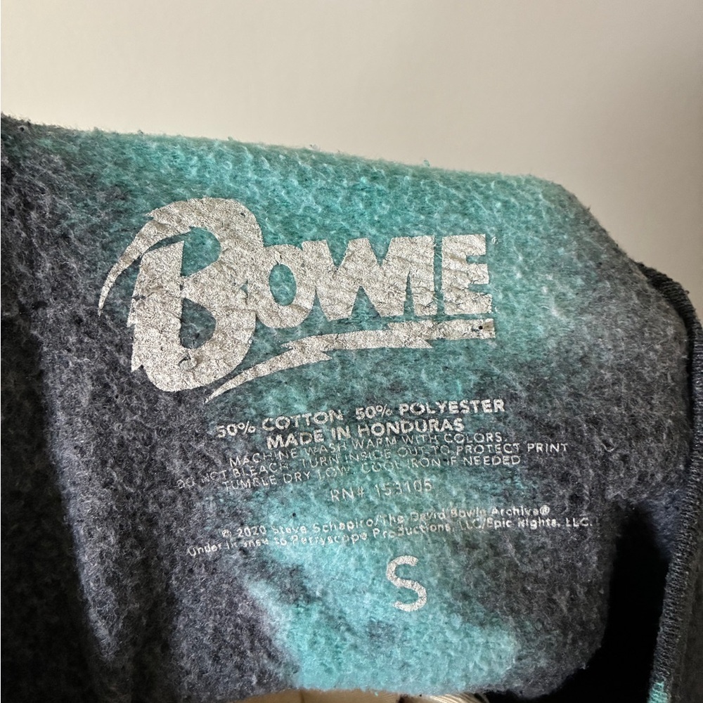 David Bowie Graphic Sweater - Picture 5 of 5